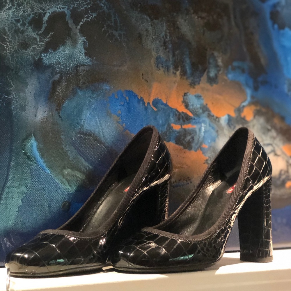Prada croco print pump